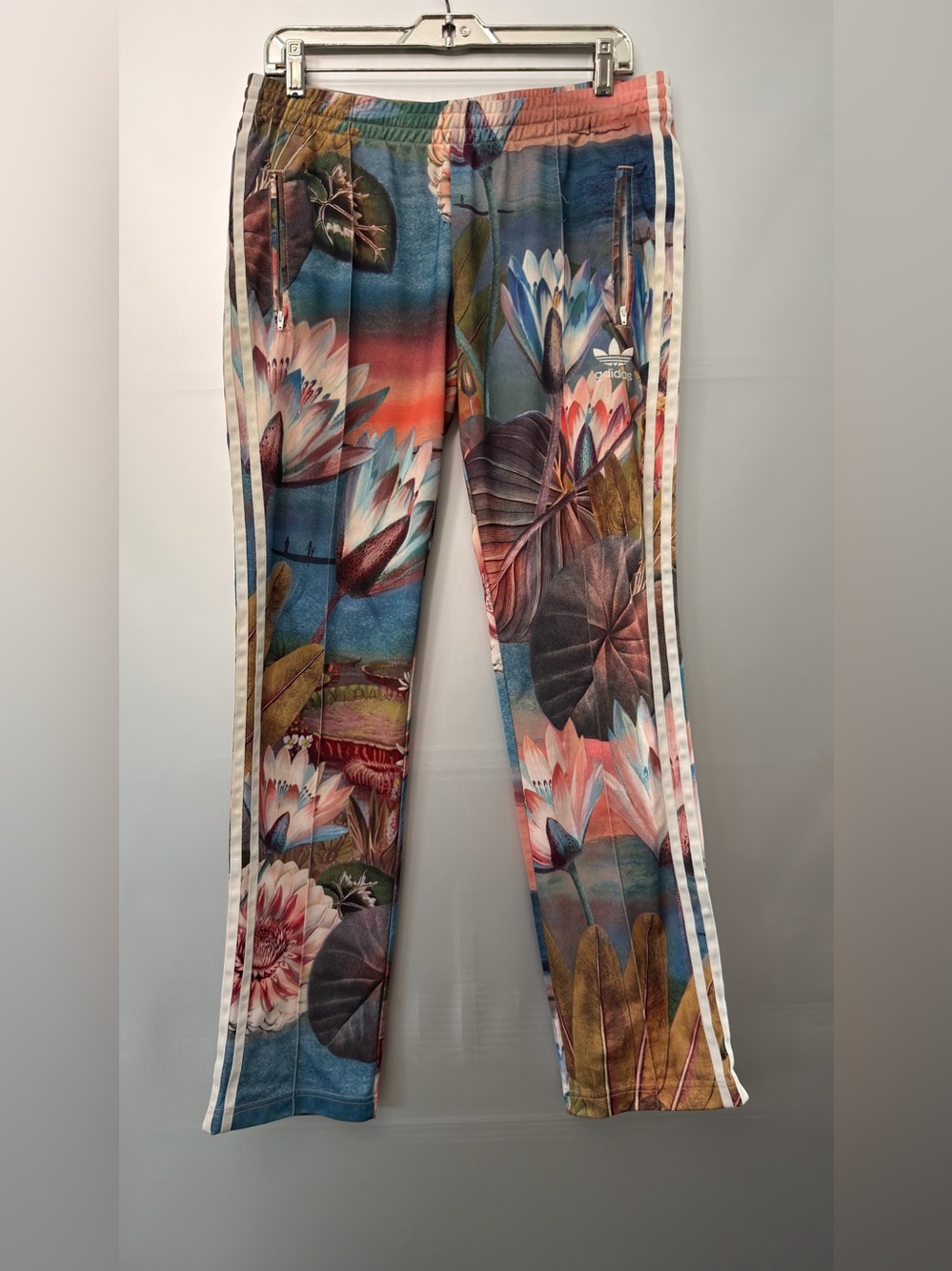 Adidas Originals Curso D'Agua Firebird Women's Pants size Medium